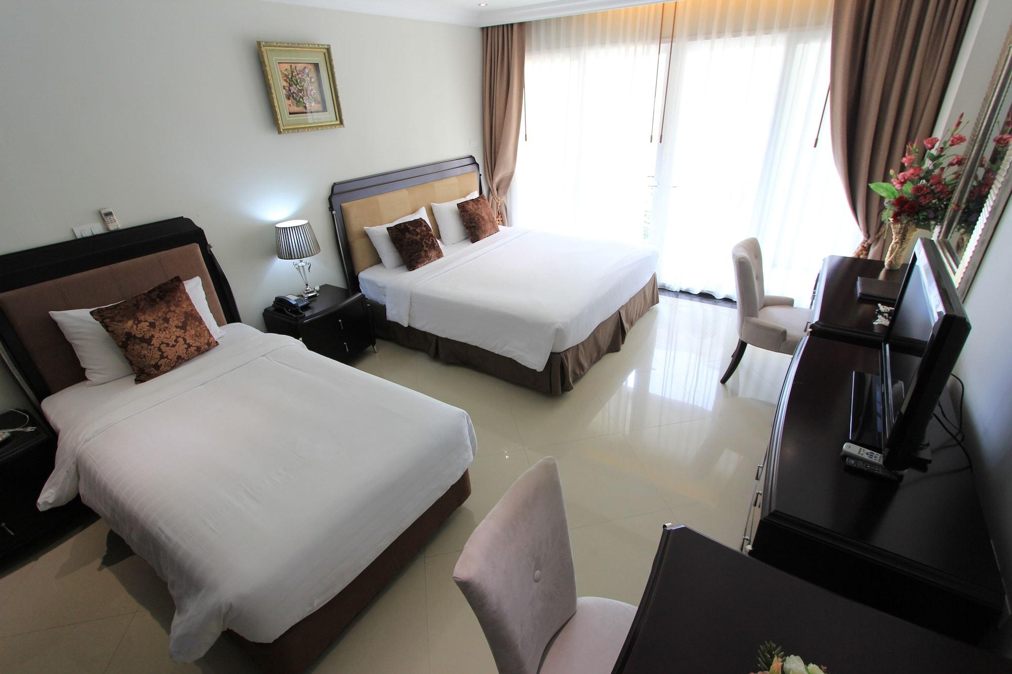 Lk Legend Hotel Pattaya Exterior photo